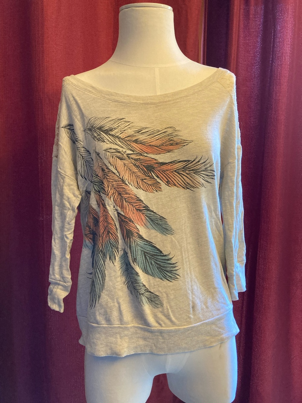 Stranded Women's gray Feather Print Boatneck Top